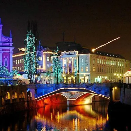 Lady-m 49 * Ljubljana